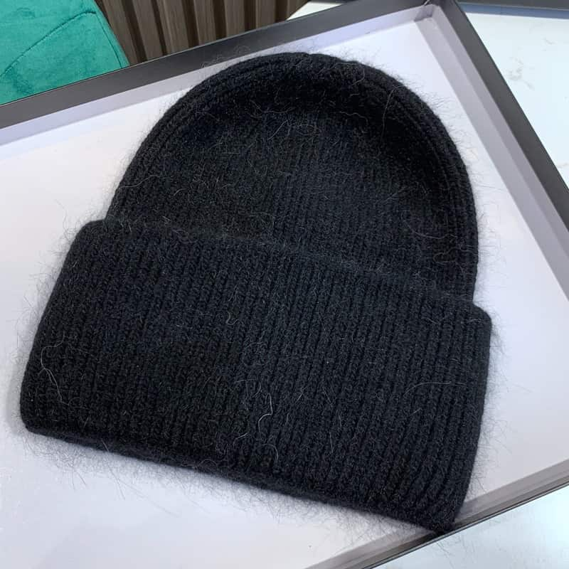 H00006 Bonnet tricoté pour femmes en cheveux de lapin en hiver