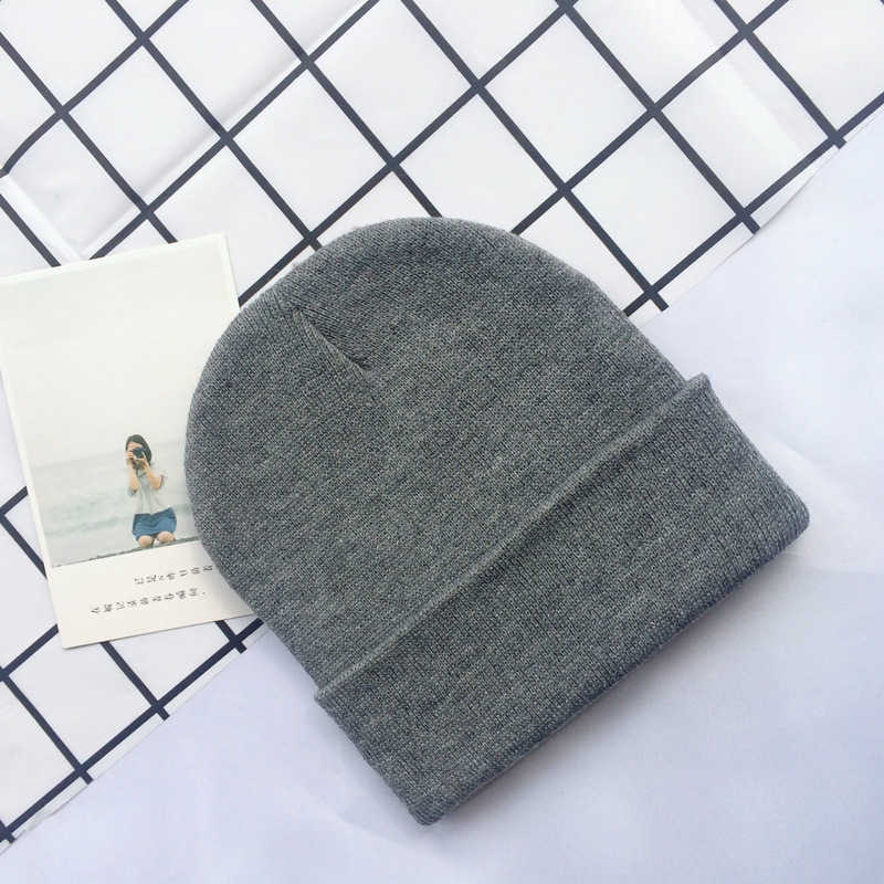 H00011 Basic Beanie Bonnet tricoté pour enfants