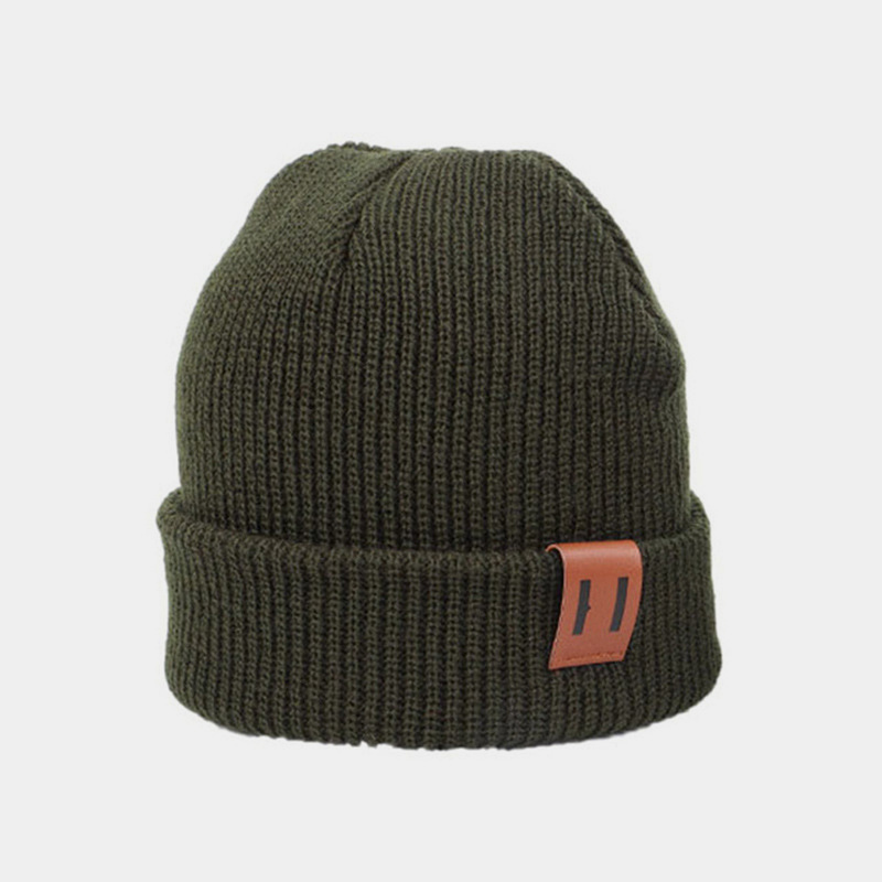 H00044 Bonnet tricoté parent-enfant avec étiquette en cuir à fines rayures