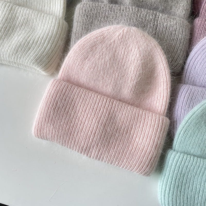 H00045 Bonnet tricoté chaud pour femmes en laine de lapin angolais