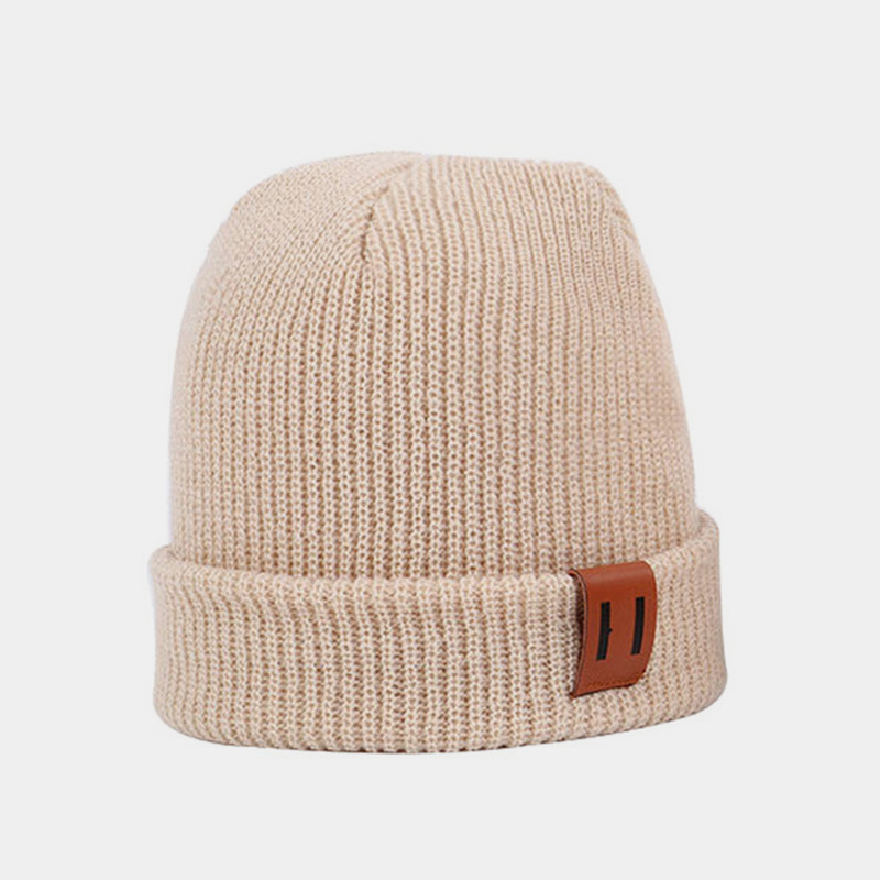 H00044 Bonnet tricoté parent-enfant avec étiquette en cuir à fines rayures